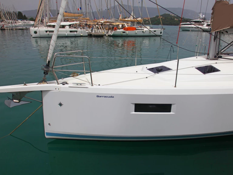 Yacht charter Benitses cheap Sun Odyssey 410