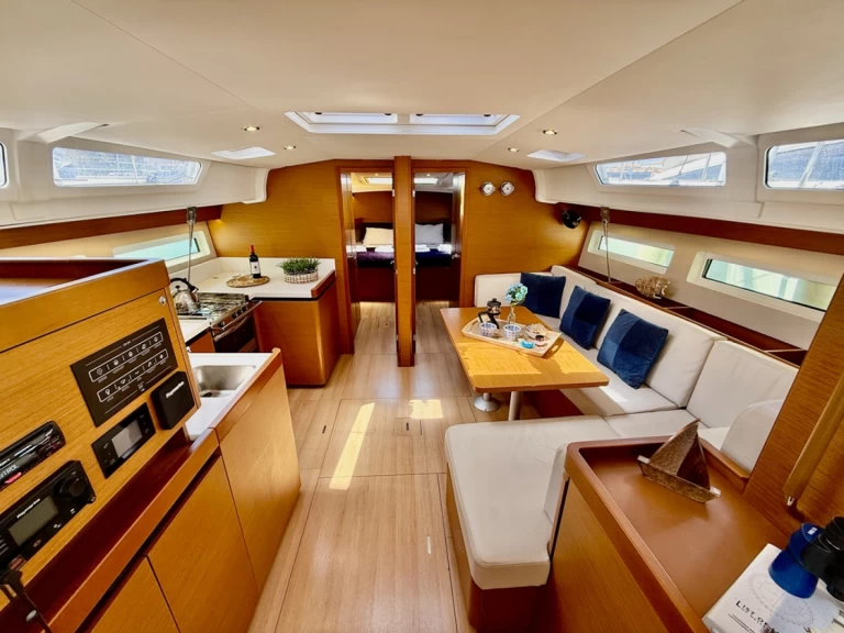 Sailboat rental with or without captain Jeanneau Piso Livadi