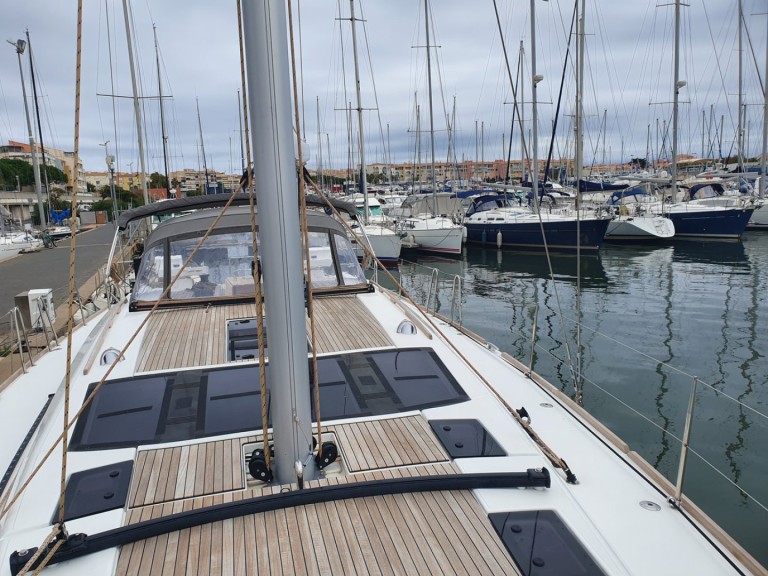 Rent a Dufour Dufour 520 Grand Large Gouvia