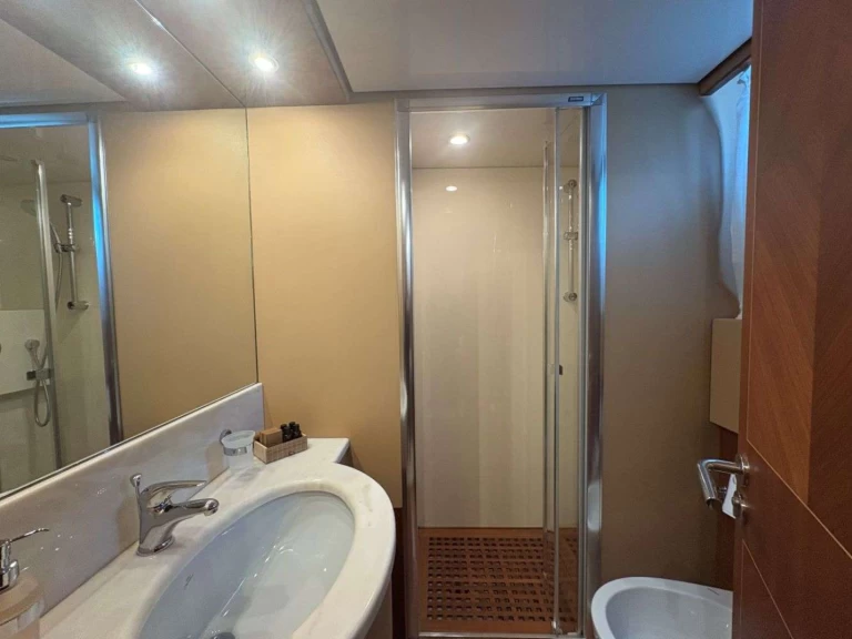 Yacht charter Alimos cheap San Lorenzo SL 82