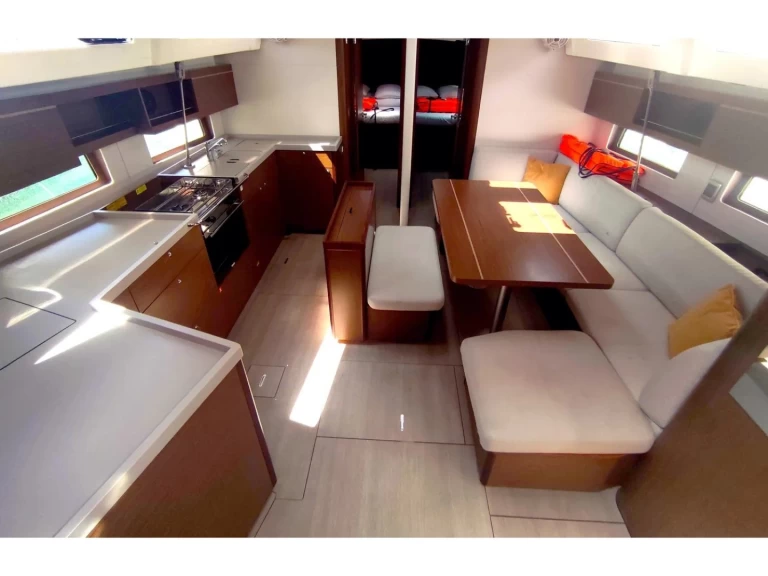 Sailboat rental in Pomer - Bénéteau Oceanis 46.1