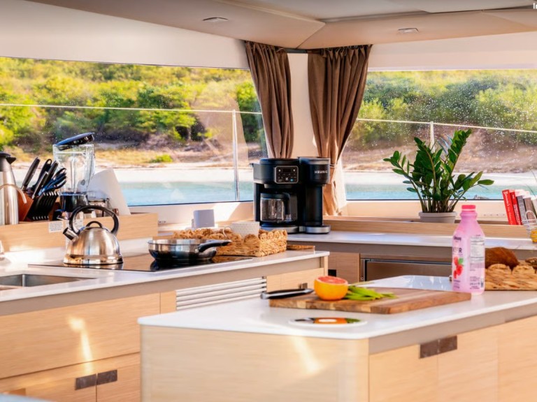 Fountaine Pajot FP 51 in Cogolin on SamBoat