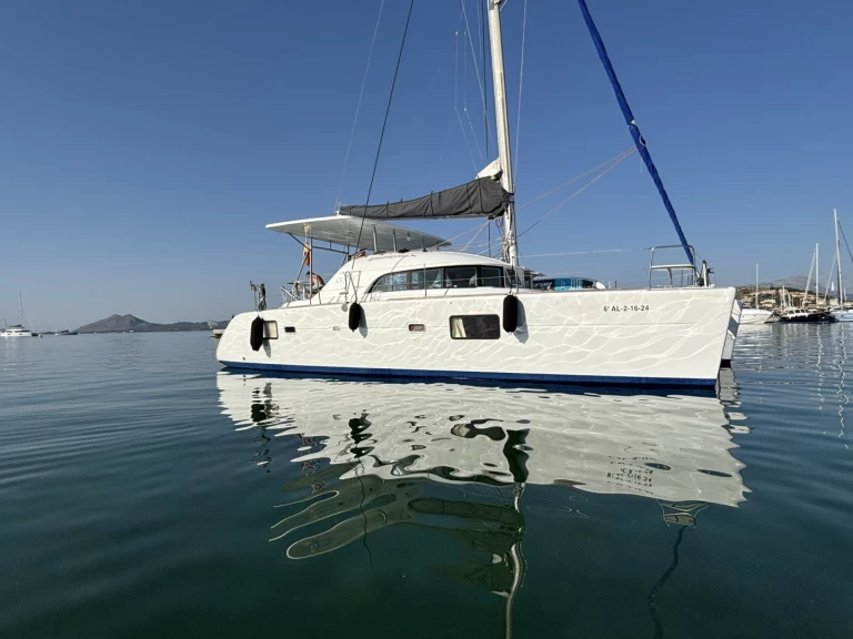 Yacht charter Ibiza Town cheap Lagoon 380 S2