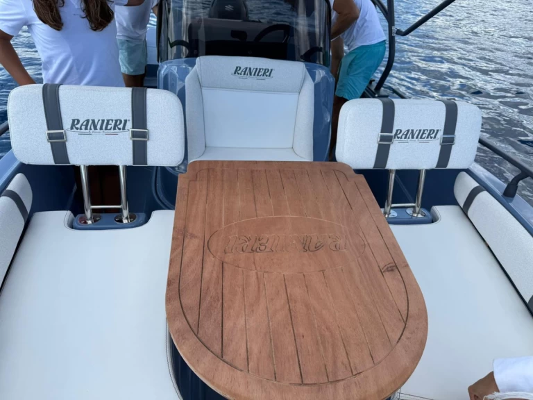 Régal Regal 1900 RS in Lignano Sabbiadoro on SamBoat