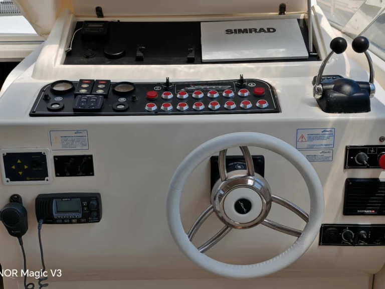 Rent a Fiart Fiart 40 Genius Palermo