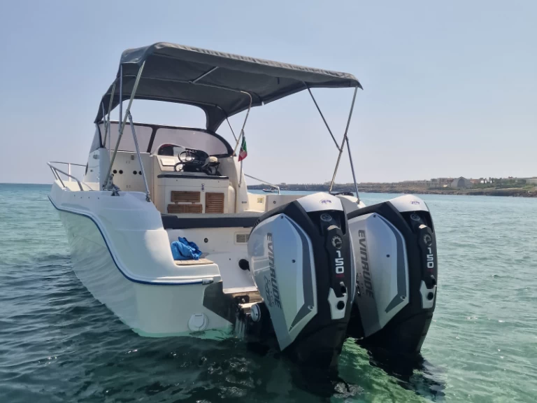 Quicksilver Quicksilver 750 Offshore charter bareboat or captained in  Avola