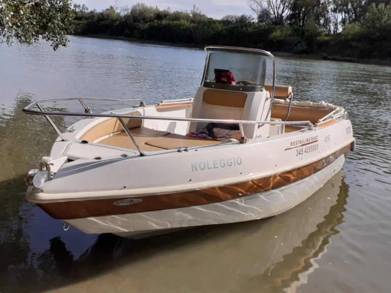 Rent a yacht & co voyage 18 Venice