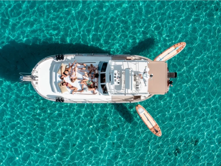 Motorboat rental in Sant Antoni de Portmany - Menorquin-Yachts Menorquin Yachts 120