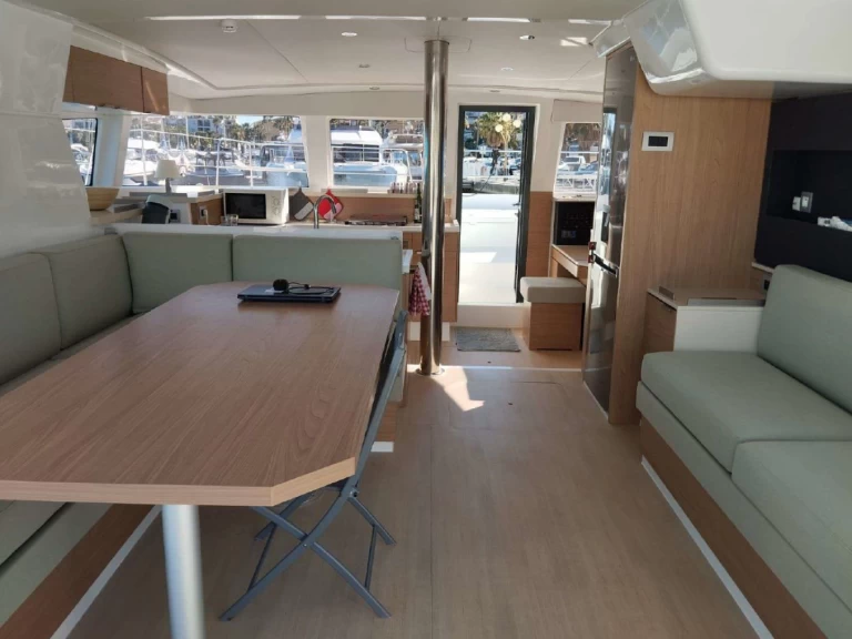 Catamaran rental in Port Grimaud - Bali Bali 4.2