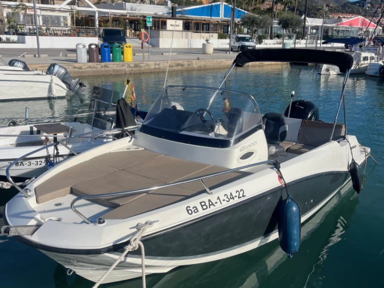 Motorboat for rent Castelldefels at the best price