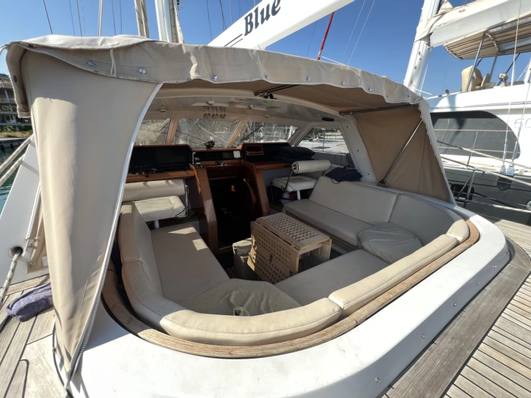 Rent a Jongert 2000 s  Cannes