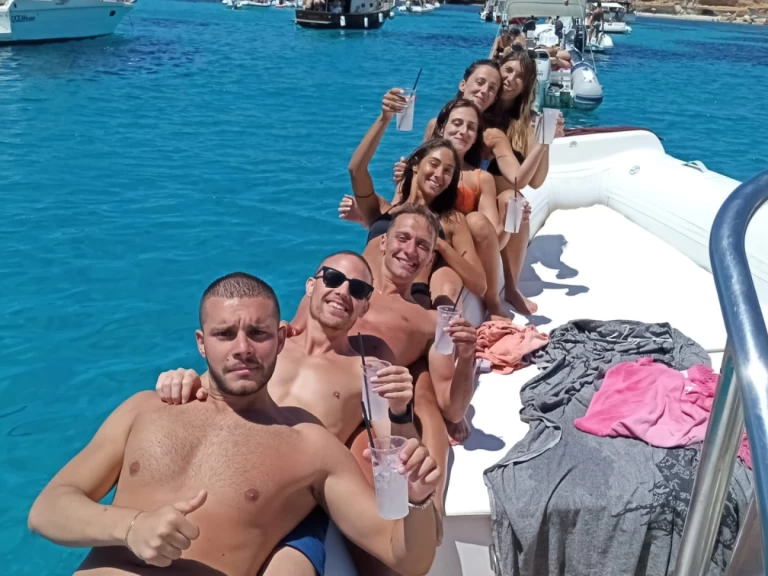 Bareboat Rental RIB Capelli with a boat licence