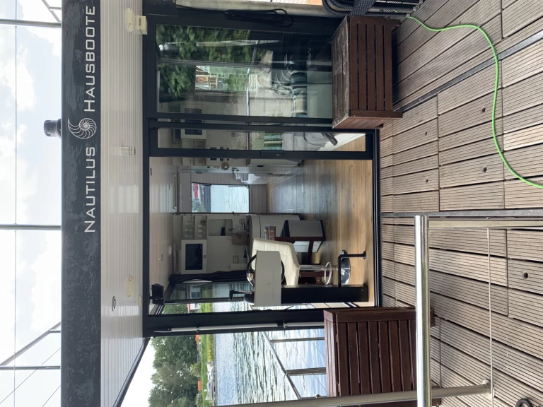 Rent a Nautilus Hausboote Apartmentboot maxi Buchholz