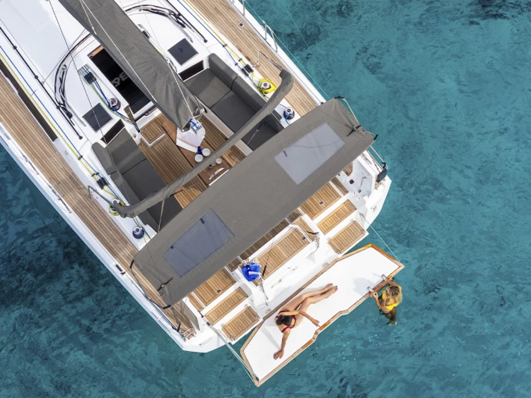 Boat rental Dufour Dufour 44 in Palma de Mallorca on Samboat