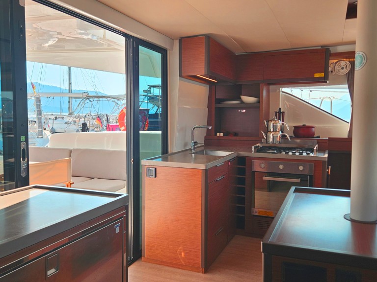 Catamaran rental with or without captain Lagoon Fethiye