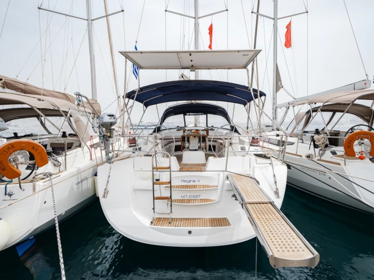 Jeanneau Jeanneau 53 charter bareboat or captained in  Lávrio