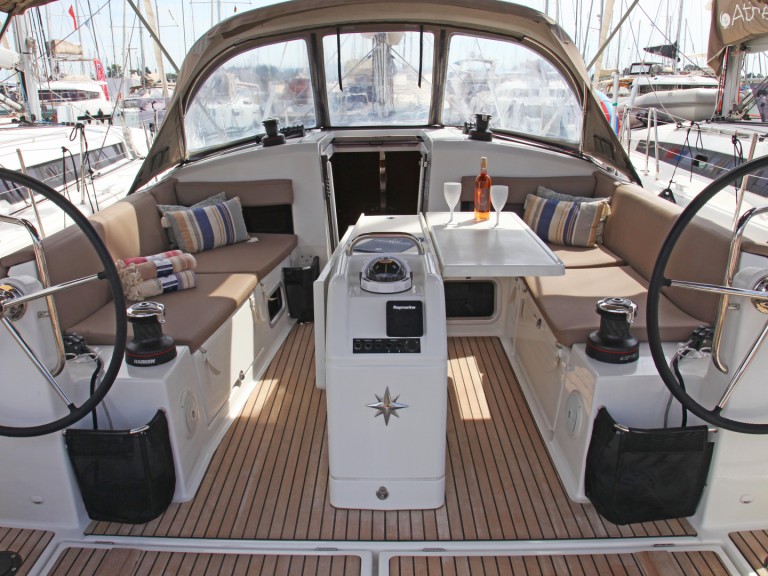 Sailboat rental in Benitses - Jeanneau Sun Odyssey 440