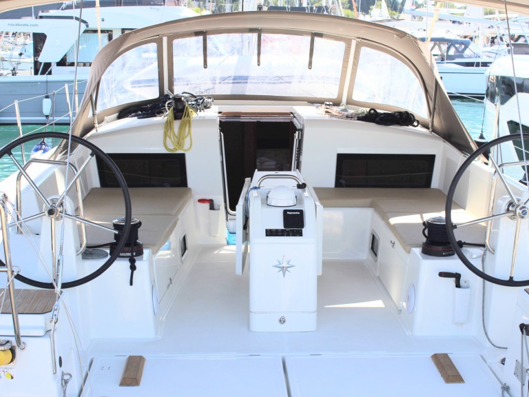 Boat rental Jeanneau Sun Odyssey 490 in Split on Samboat