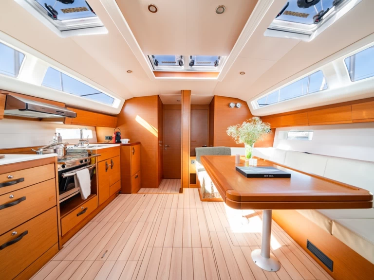 Yacht charter Lávrio cheap Jeanneau 54