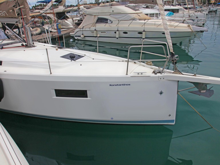 Sailboat rental in Préveza - Jeanneau Sun Odyssey 410