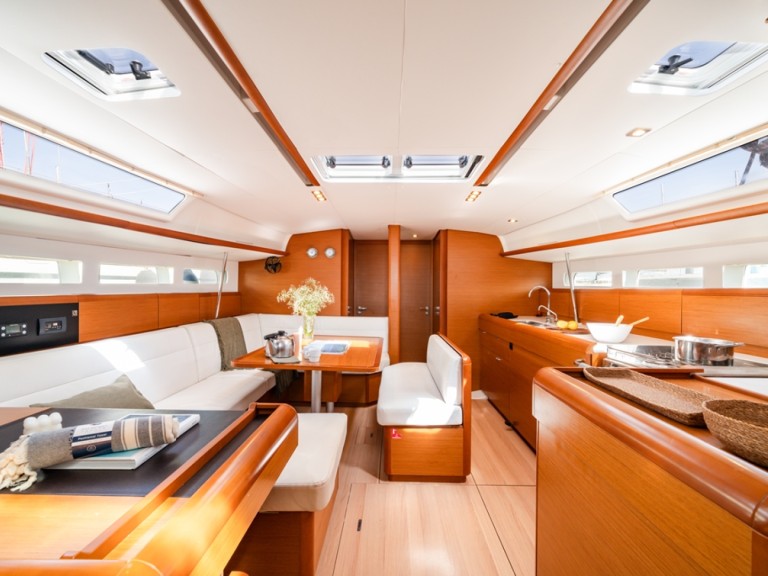 Rent a Jeanneau Sun Odyssey 519 Rhodes (City)