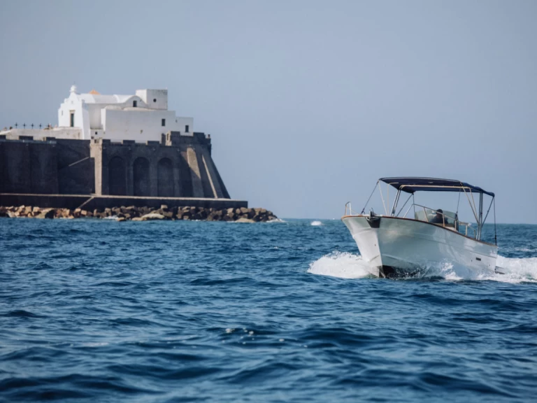 Bareboat Rental Motorboat O.P Nautica with a boat licence