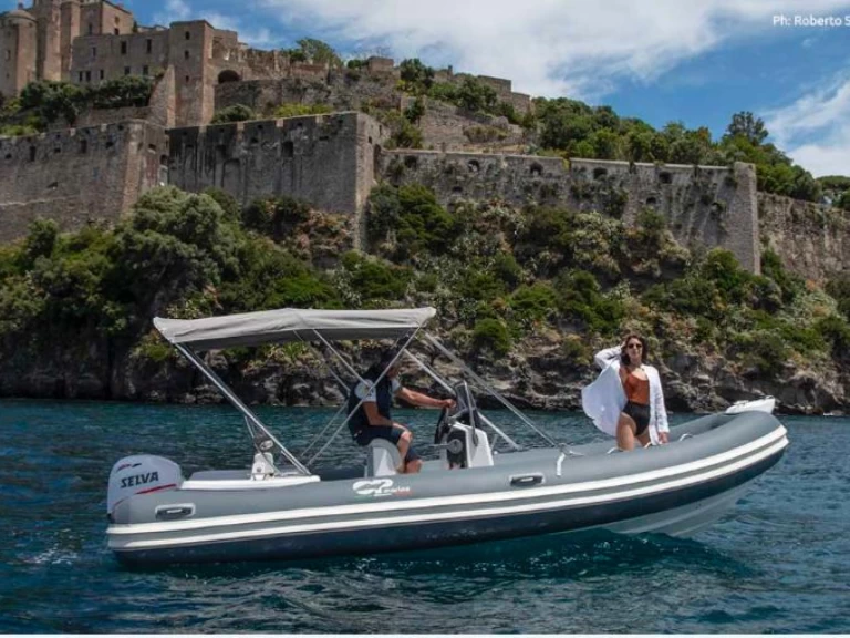 RIB rental in Forio - Opmarine 570