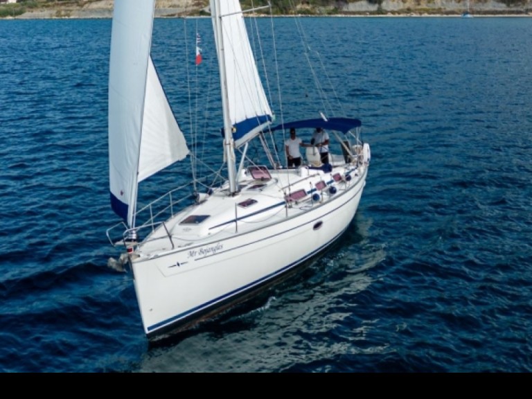 Sailboat for rent Pálairos at the best price