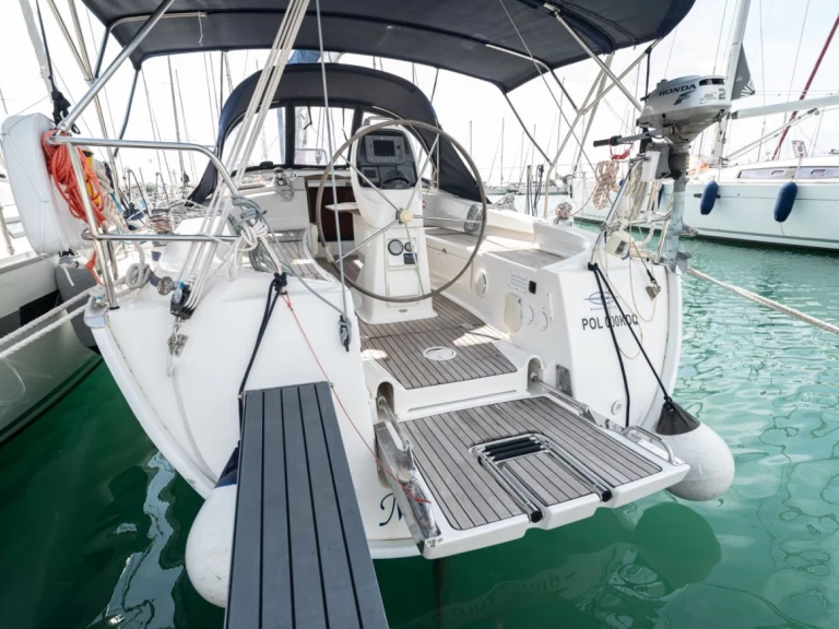 Bavaria Bavaria 38 charter bareboat or captained in  Pálairos