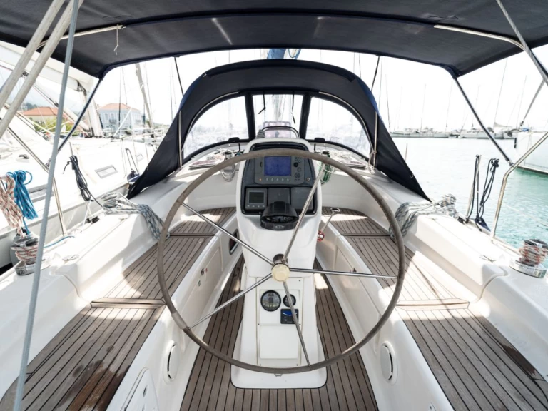 Rent a Bavaria Bavaria 38 Pálairos