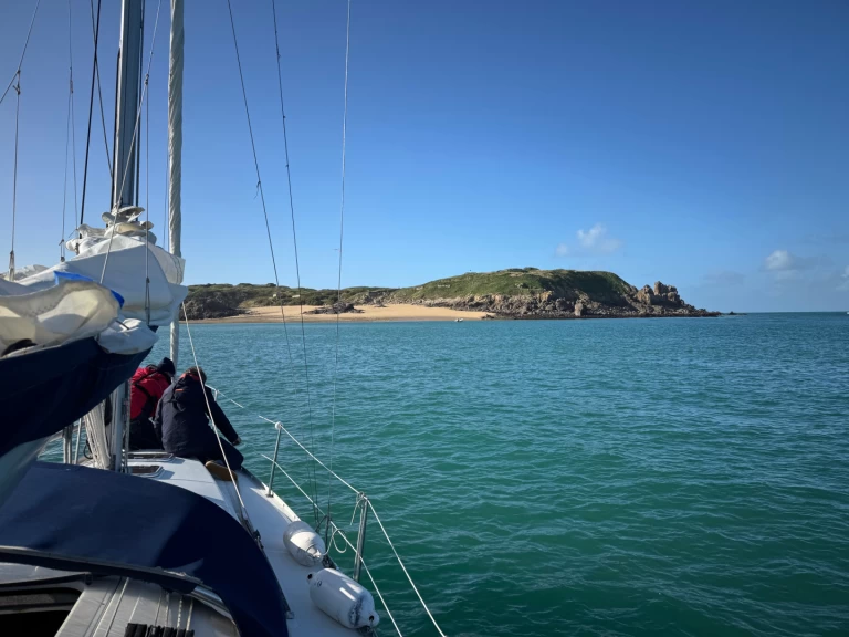 Yacht charter France cheap Oceanis 323 Clipper