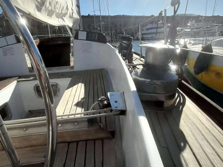 Sailboat rental with or without captain SWAN Genova