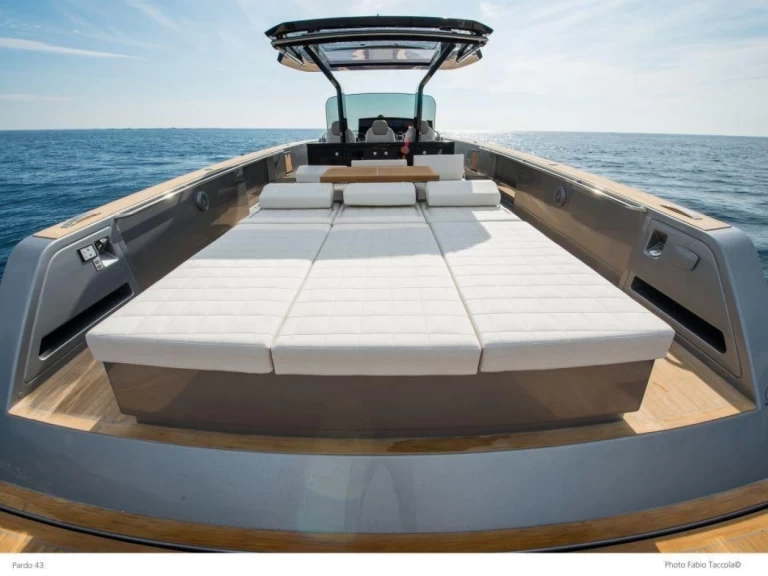 Rent a Cantiere Del Pardo PARDO Hyères