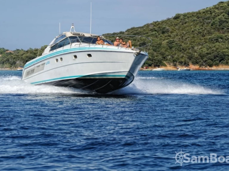 Yacht charter Porto-Vecchio cheap 48 MISTRAL OPEN