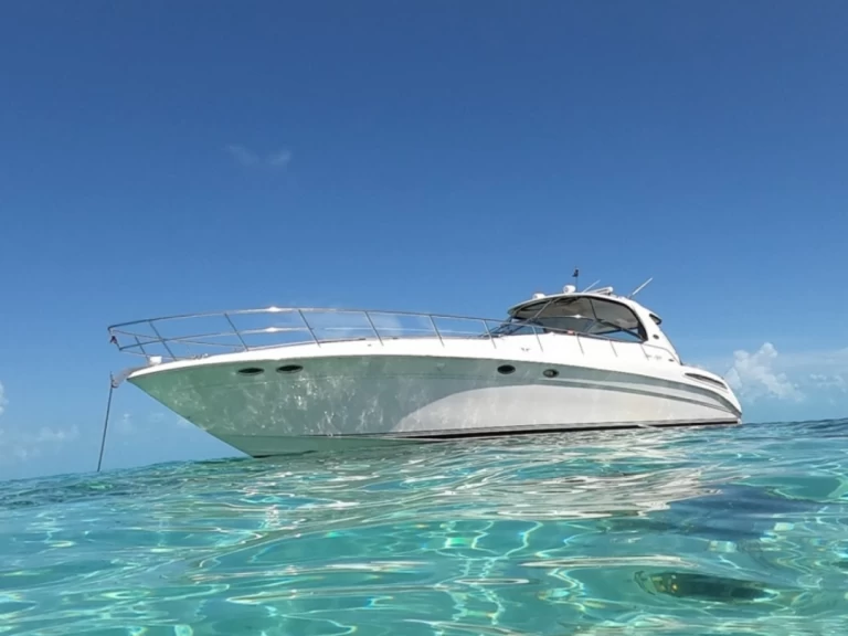 Luxury Yacht for rent Fort Lauderdale at the best price