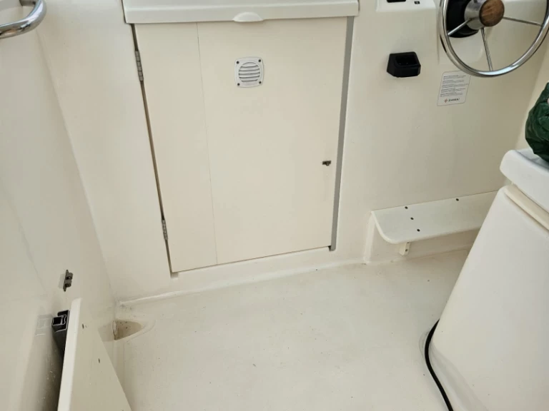 Yacht charter Dieppe cheap Merry Fisher 585 Marlin