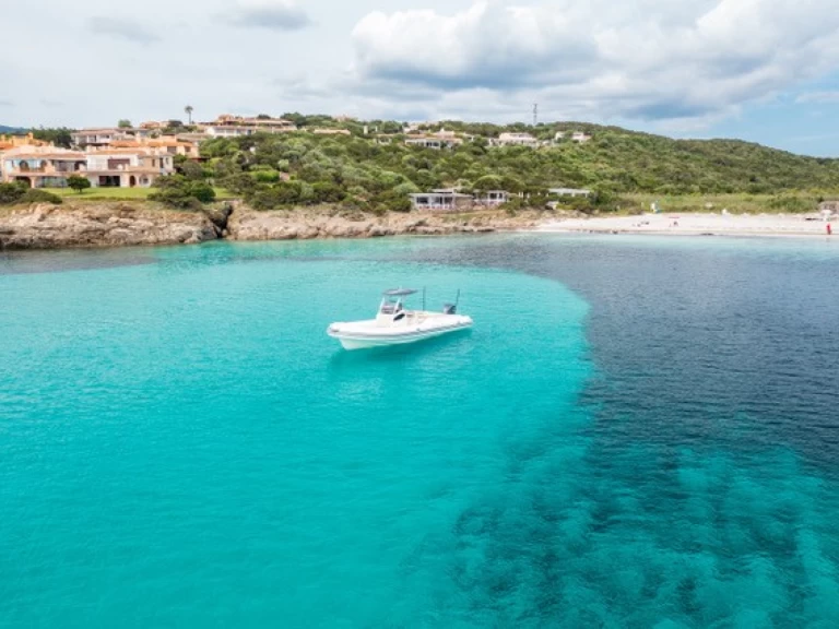 Bareboat Rental Motorboat  with a boat licence
