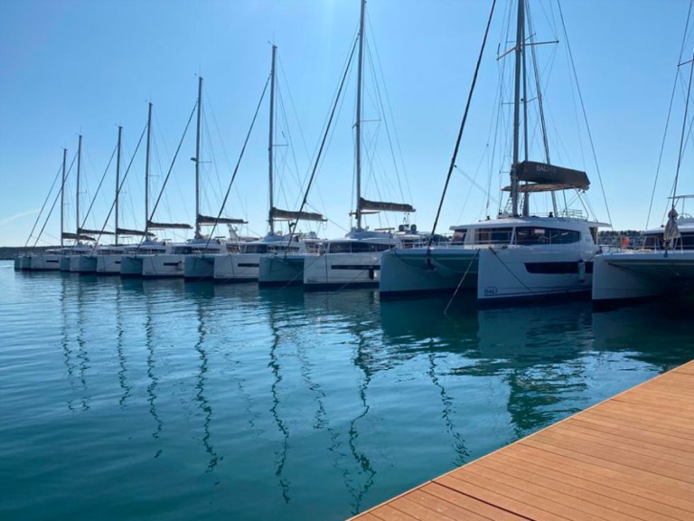 Catamaran rental in Nettuno - Bali Bali 4.1 (watermaker / inverter)