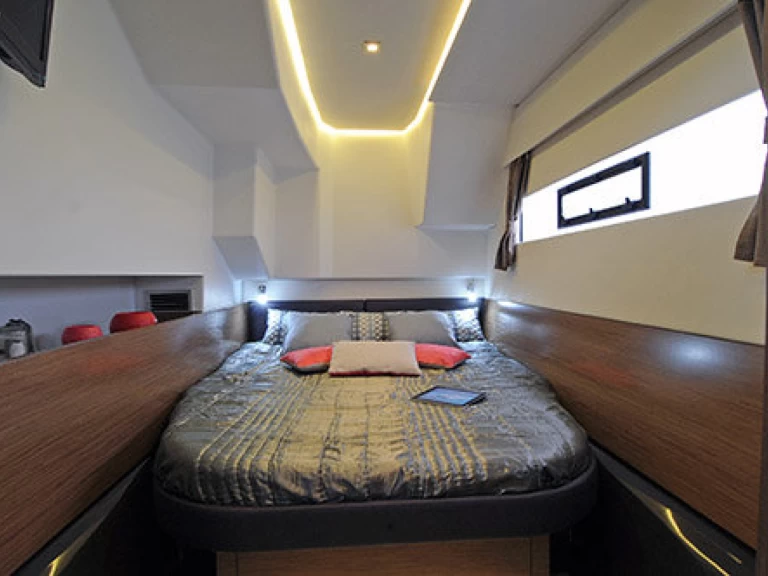 Motorboat rental in Primošten - Fountaine Pajot Fountaine Pajot MY 37