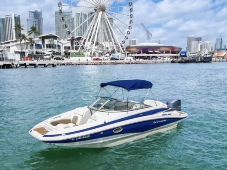 Motorboat rental with or without captain Crownline Miami Beach