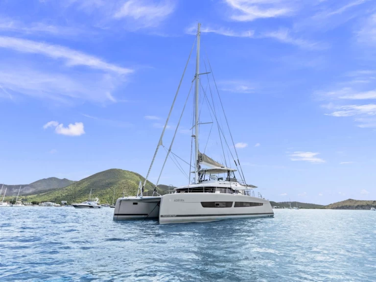Catamaran rental with or without captain Fountaine Pajot Corsica