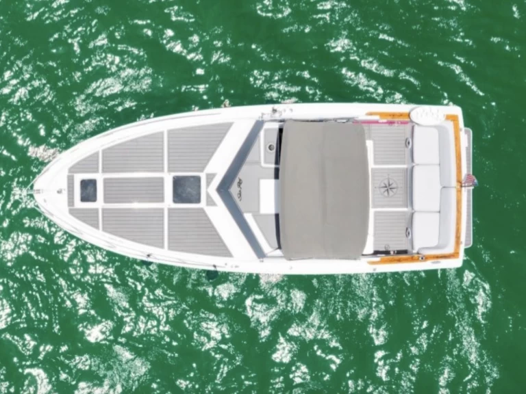 Bareboat Rental Luxury Yacht Sirena with a boat licence