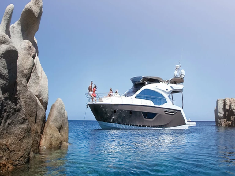 Luxury Yacht rental with or without captain Sessa Marine Šibenik