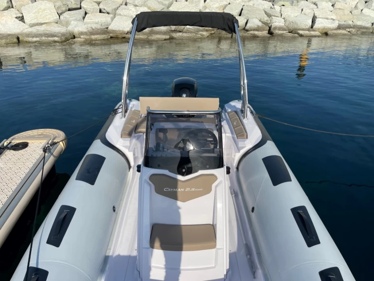 RIB rental in Cavalaire-sur-Mer - Ranieri Cayman 21 S