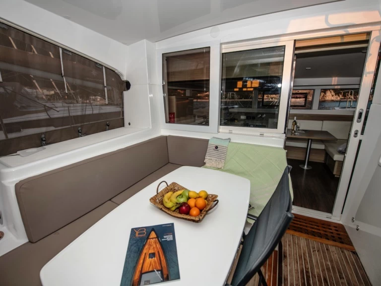 Rent a Lagoon Lagoon 40 Neo Klima