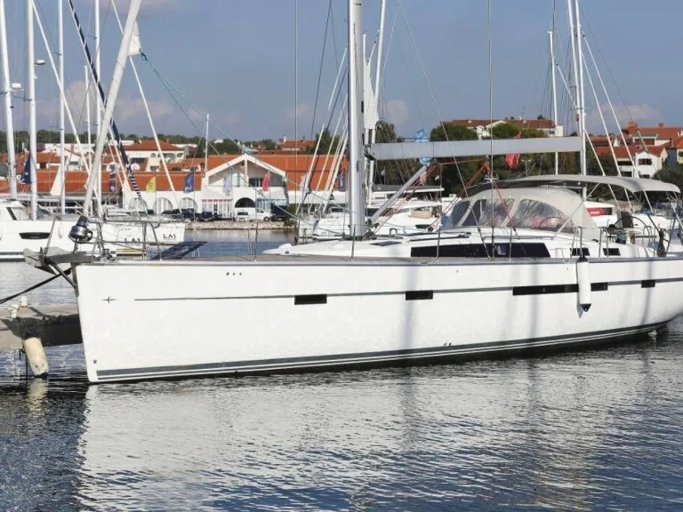 Yacht charter Primošten cheap Cruiser 56