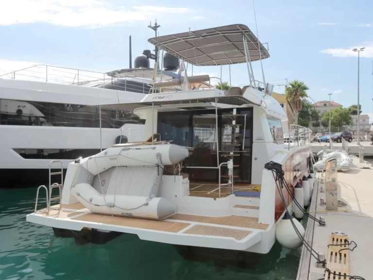Bareboat Rental Motorboat Fountaine Pajot with a boat licence