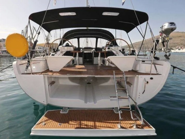 Yacht charter Primošten cheap Hanse 575