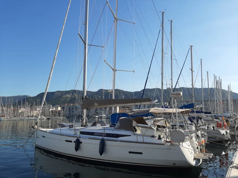Jeanneau Sun Odyssey 439 charter bareboat or captained in  Toulon