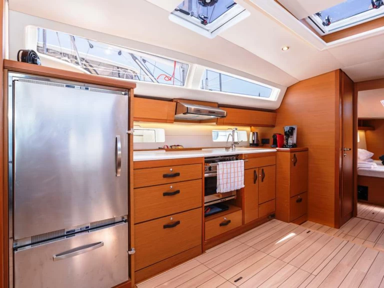 Yacht charter Néa Péramos cheap Jeanneau 54